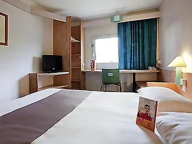 Ibis La Hotel