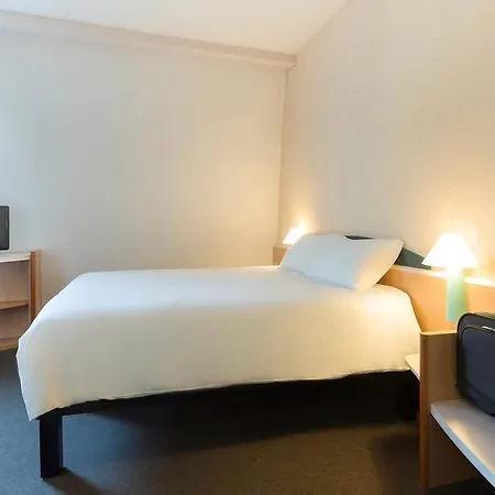 Ibis La Hotel Besançon